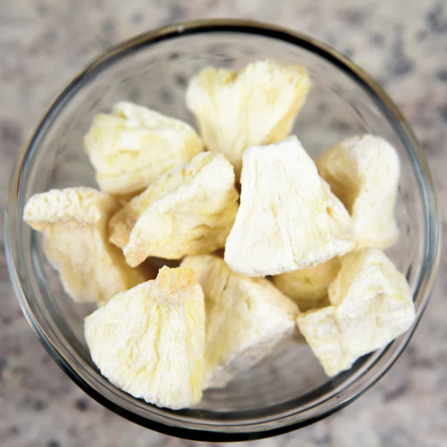 Nutristore Freeze Dried Pineapple in a glass bowl