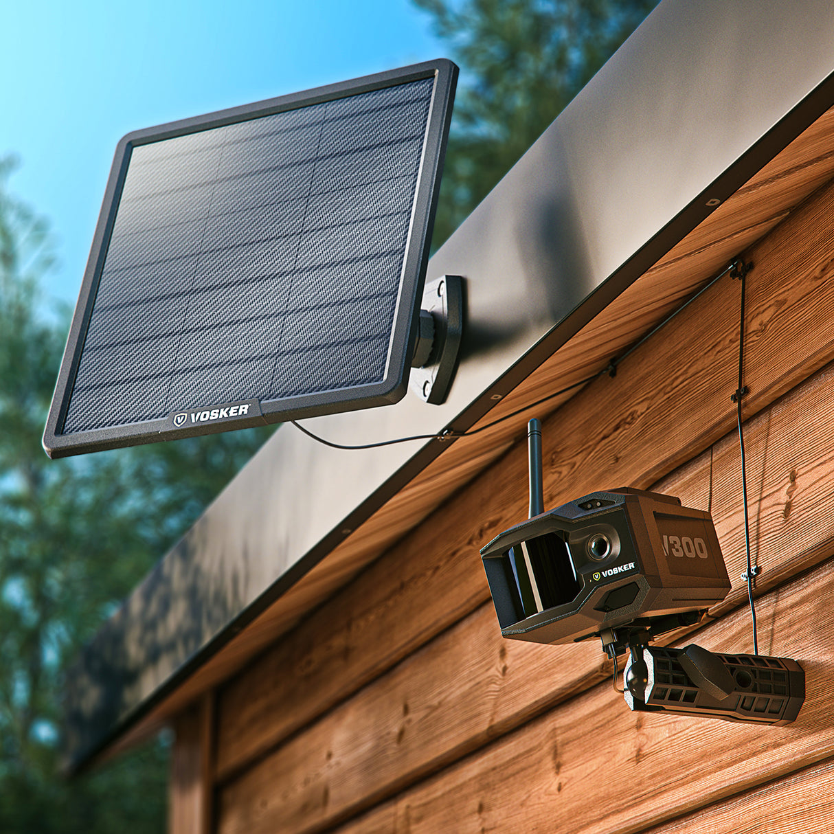 VOSKER V300 Ultimate  4G-LTE Live View Security Camera with external solar panel