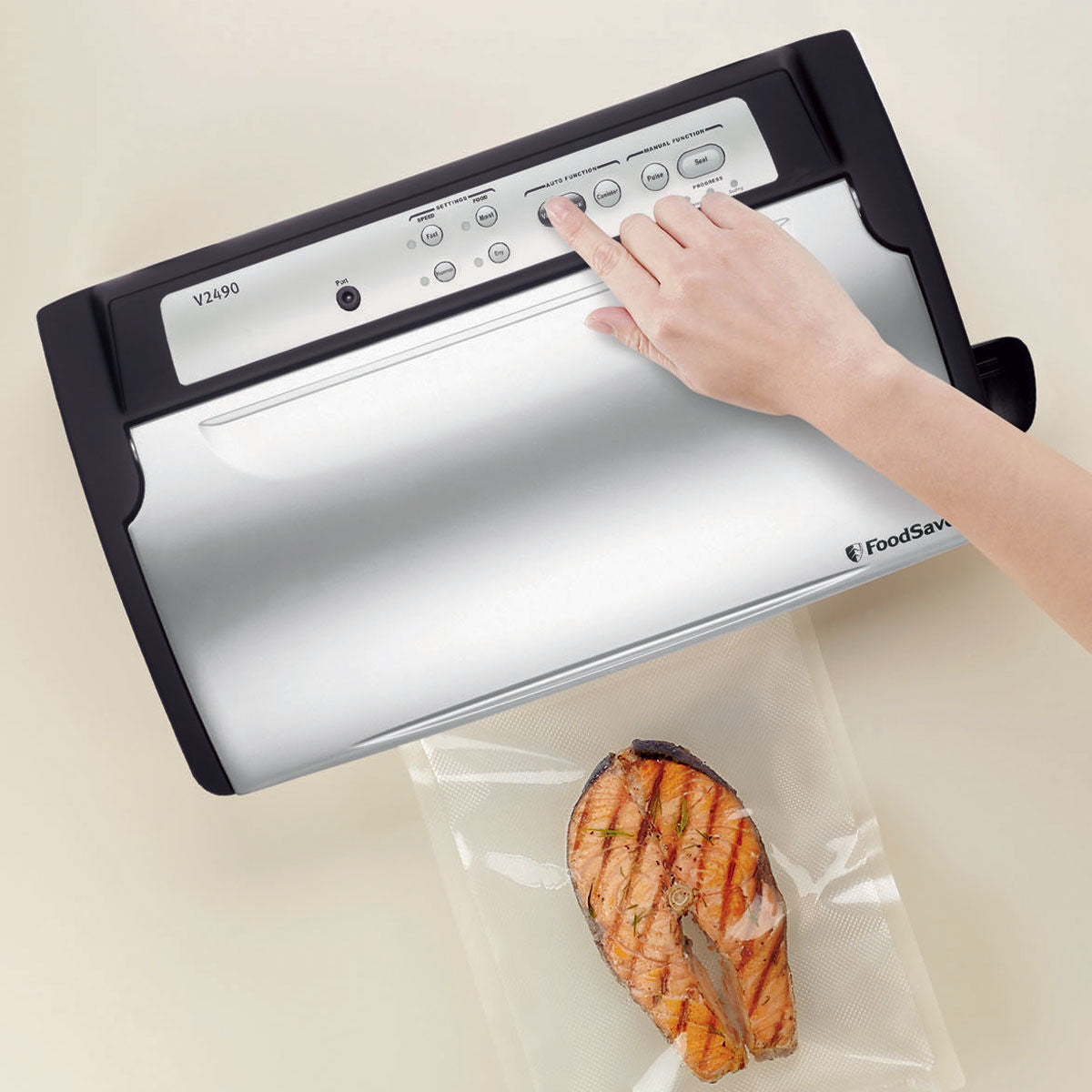 FoodSaver® Countertop V2490 Vacuum Sealing System