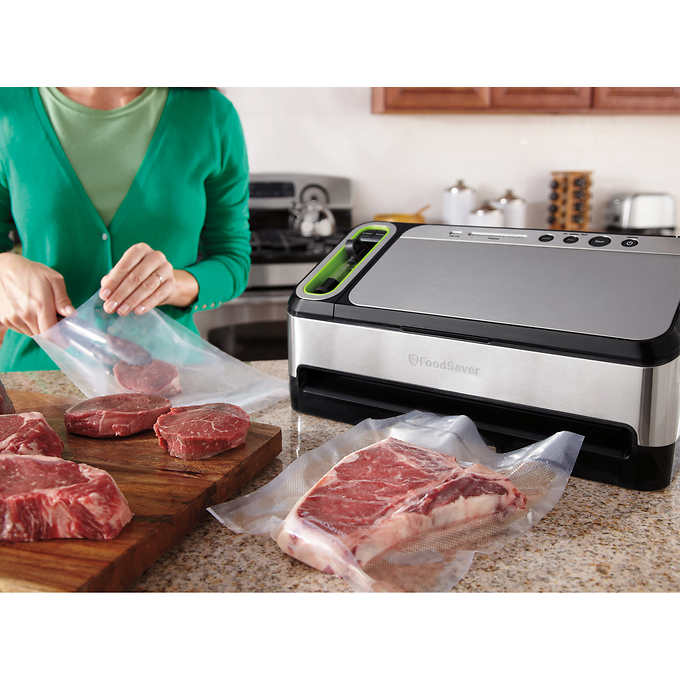 Foodsaver selling vacuum sealing system