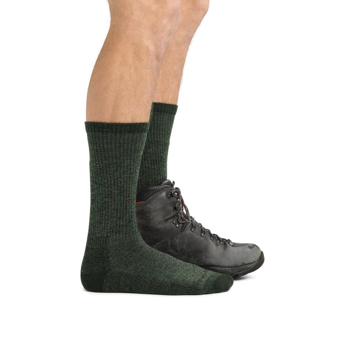 https://canadianpreparedness.ca/cdn/shop/products/Men_s-Nomad-Boot-Midweight-Hiking-Sock-Moss_x700.jpg?v=1669308476