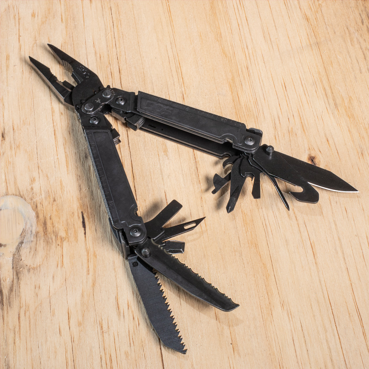 SOG PowerAccess Assist Multi-Tool - Black Finish