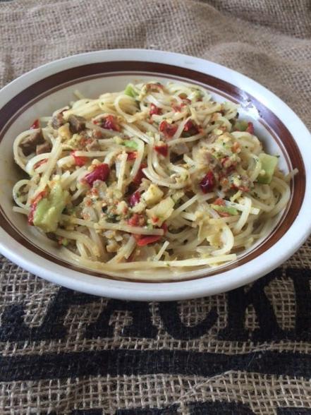 Prepared bowl of Backpackers Pantry Chiang Mai noodles in Coconut Curry with Beef on burlap sack