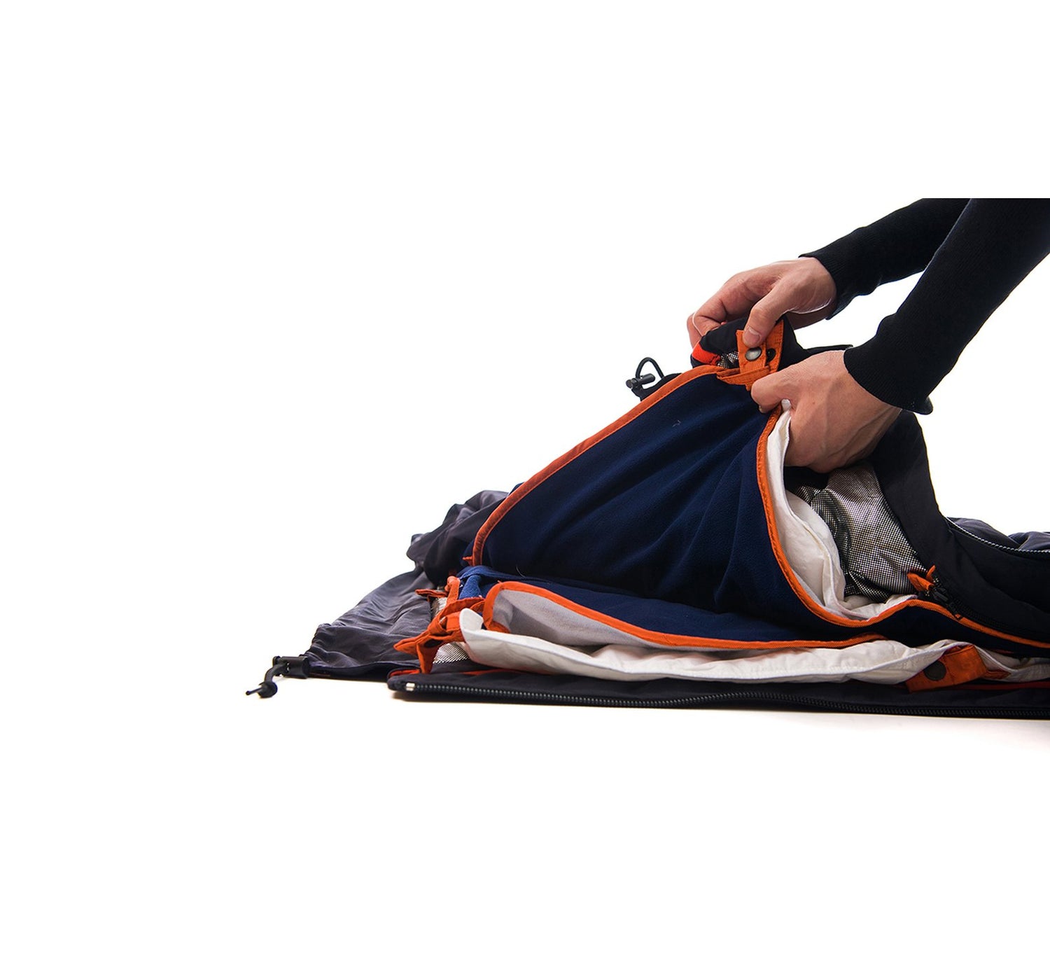 The IGLOO - Outdoor Survival Canada: World's Warmest Sleeping Bag -60C/-76F